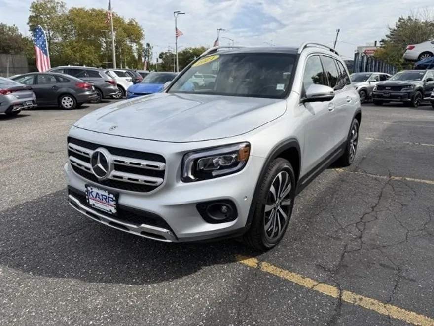 2021 Mercedes Benz GLB 250 4MATIC photo 1