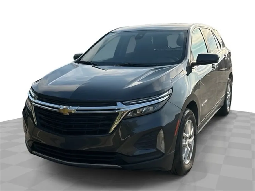 2022 Chevrolet Equinox LT photo 1