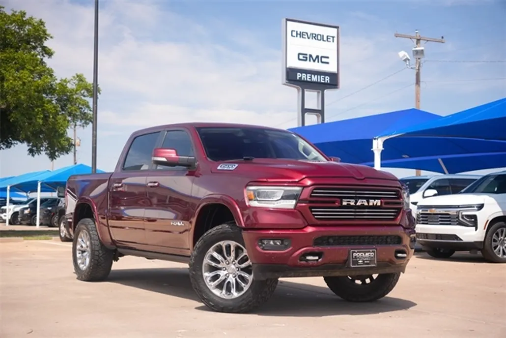 2022 Ram 1500 Laramie photo 1
