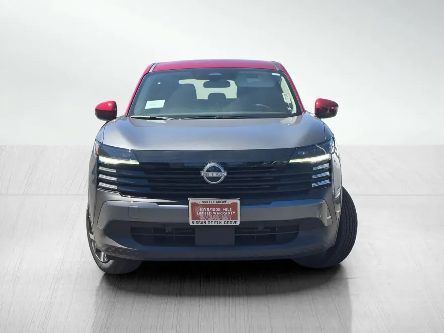 2025 Nissan Kicks SV photo 1