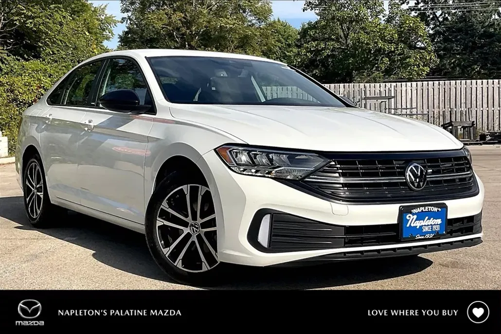 2024 Volkswagen Jetta 1.5T Sport photo 1