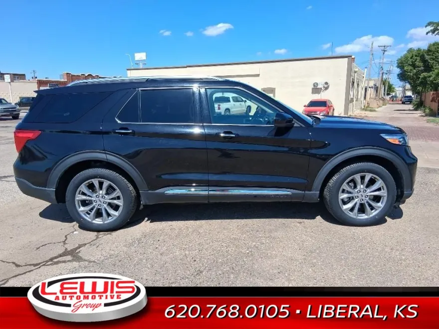 2023 Ford Explorer Limited photo 1