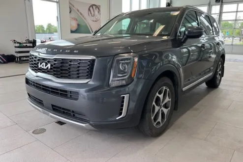 2022 Kia Telluride EX photo 3