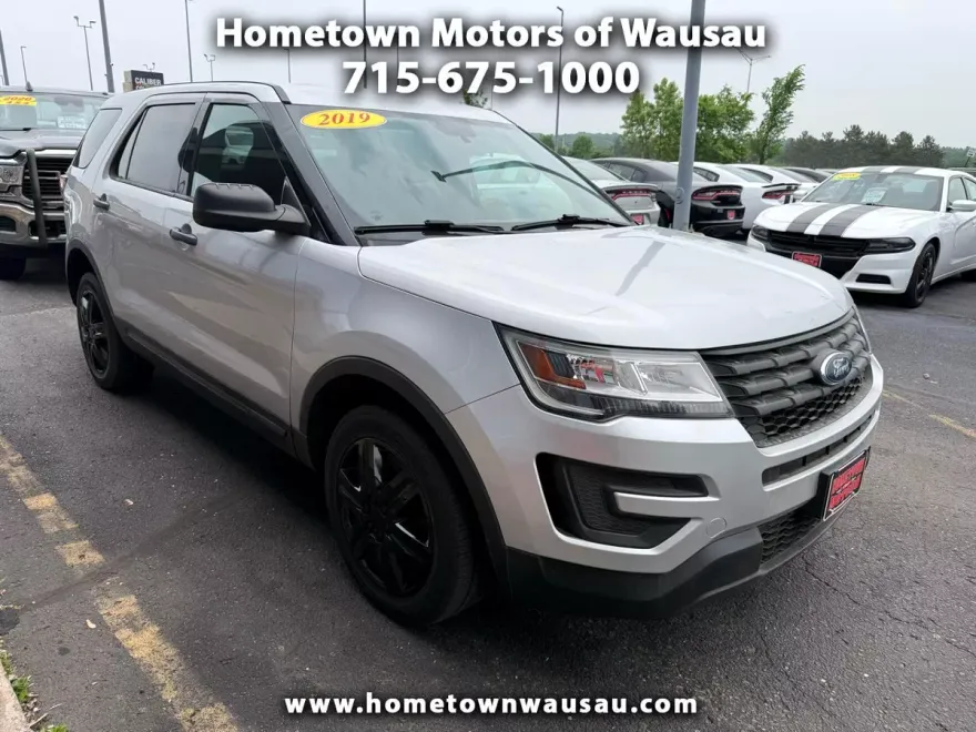 2019 Ford Explorer photo 1