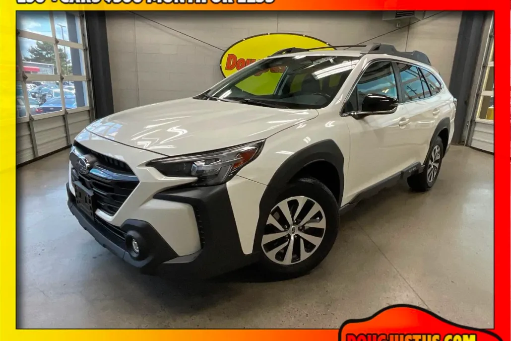 2023 Subaru Outback Premium photo 1