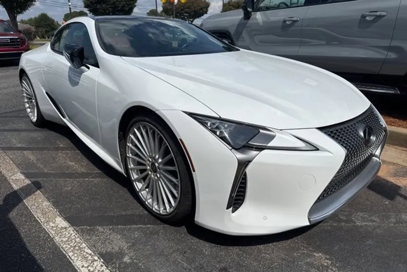 2018 Lexus LC 500 photo 1