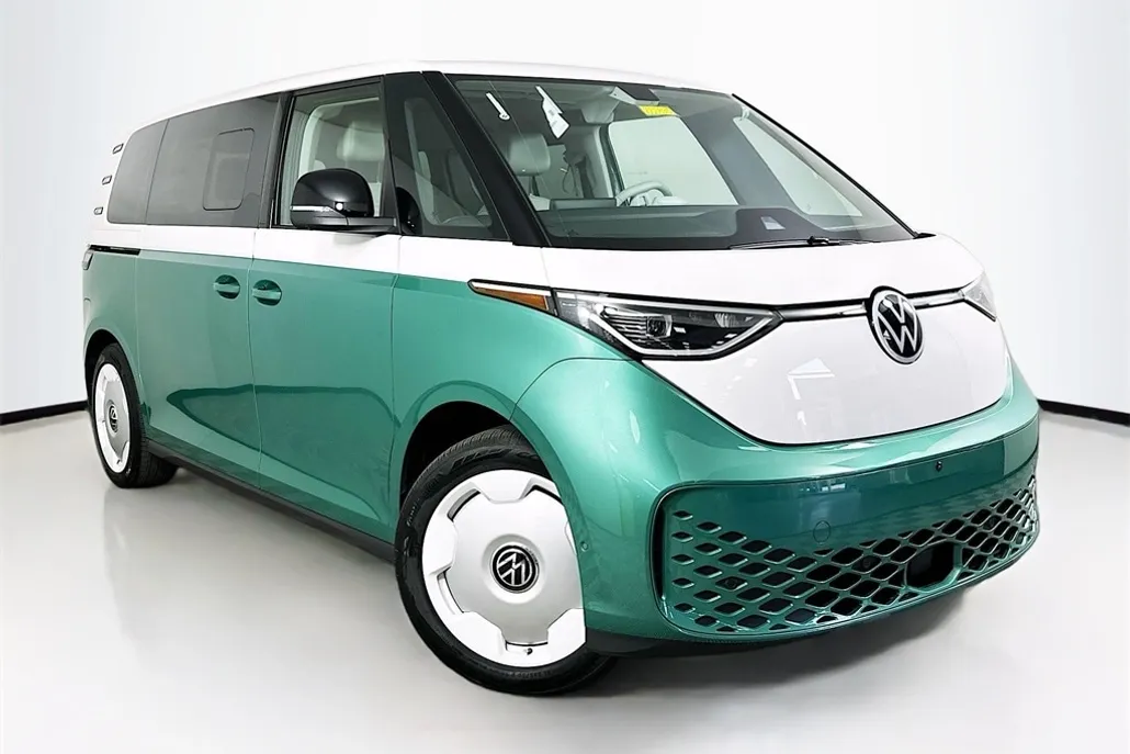 2025 Volkswagen ID. Buzz photo 1