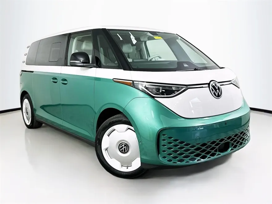 2025 Volkswagen ID. Buzz photo 1