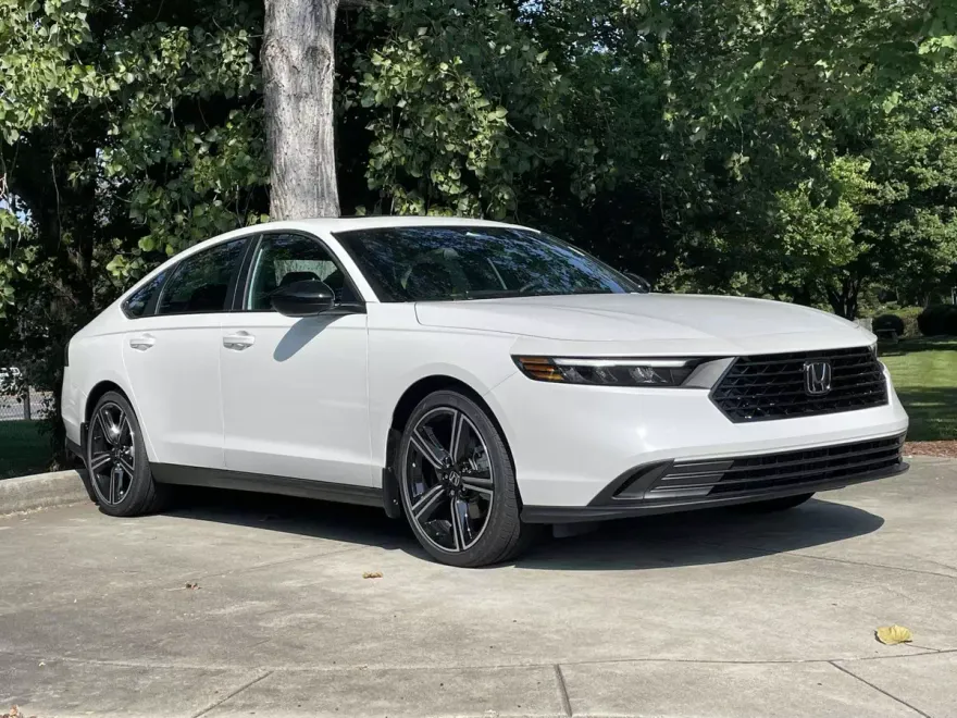 2025 Honda Accord Hybrid Sport photo 1