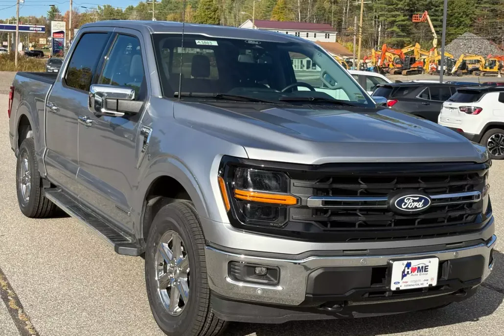 2024 Ford F-150 XLT photo 1