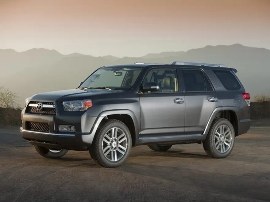2012 Toyota 4Runner SR5 photo 1