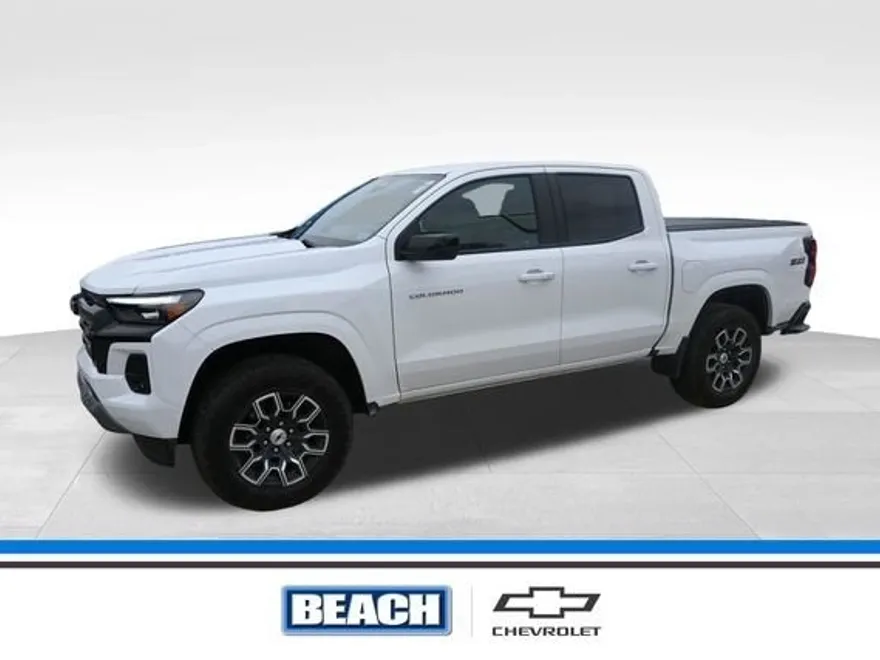 2024 Chevrolet Colorado Z71 photo 1