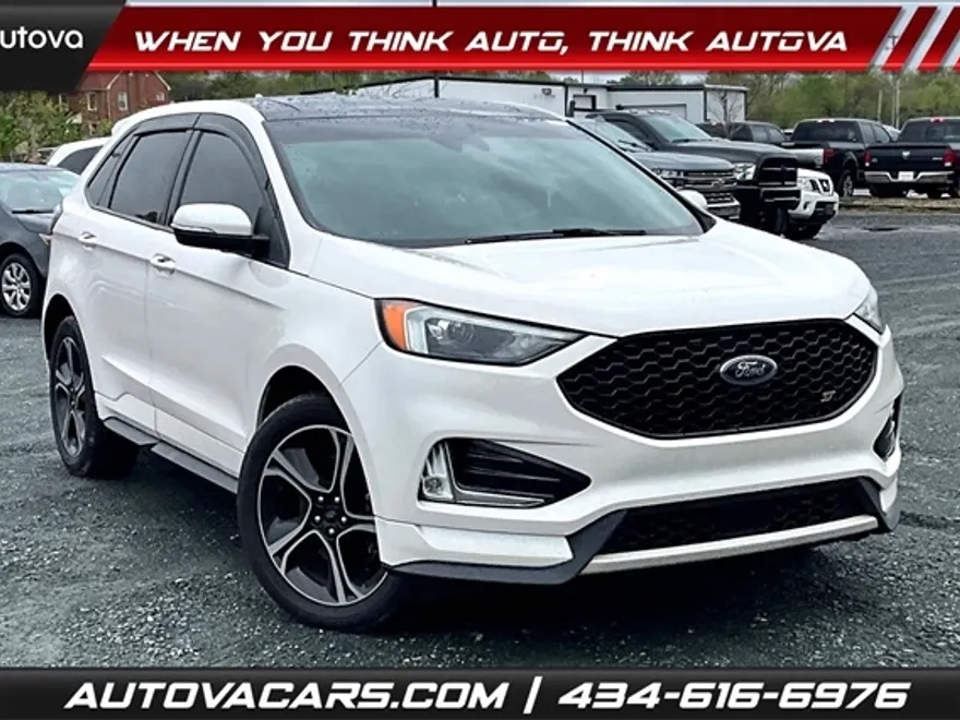 2019 Ford Edge ST photo 1