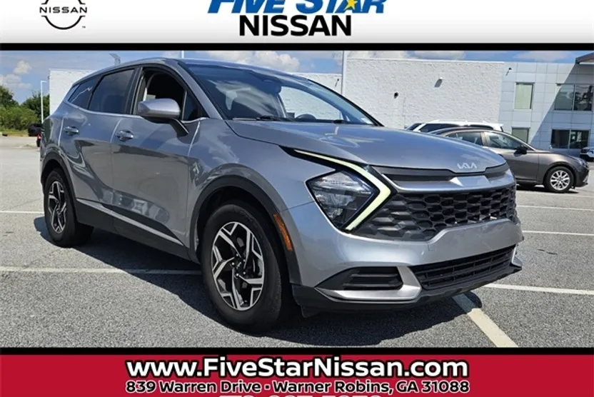 2023 Kia Sportage LX photo 1