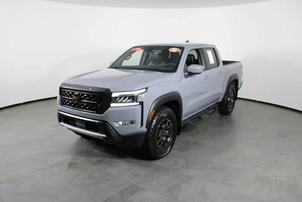 2023 Nissan Frontier PRO-X photo 1