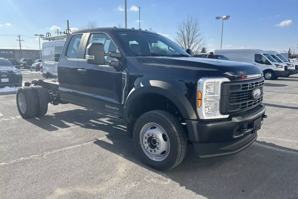 2025 Ford F-450 XL photo 1