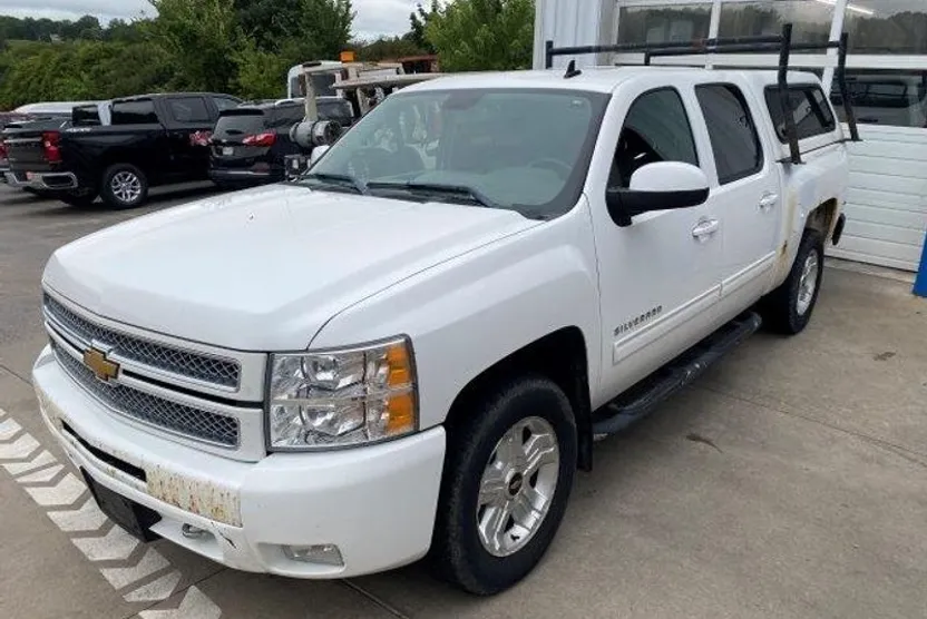 2012 Chevrolet Silverado 1500 LT photo 1