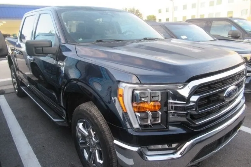 2022 Ford F-150 XLT photo 1