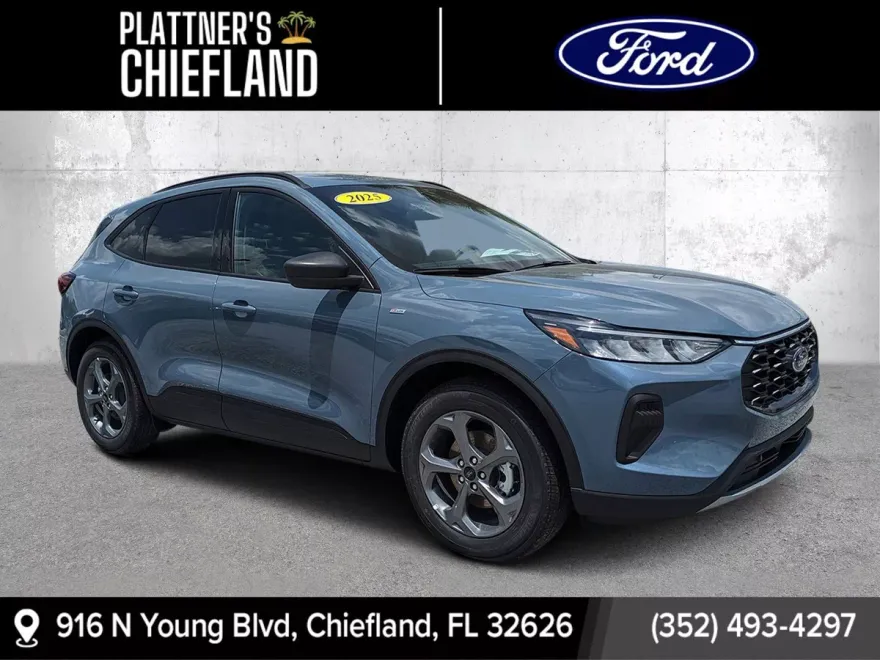 2025 Ford Escape ST-Line photo 1