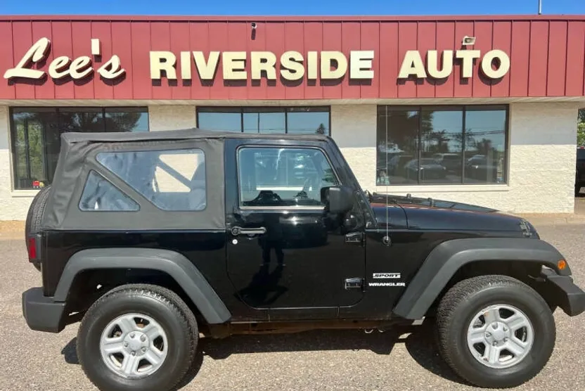 2011 Jeep Wrangler Sport photo 1