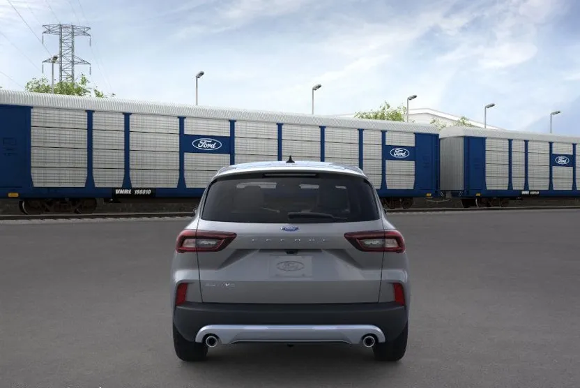 2026 Ford Escape Active photo 4