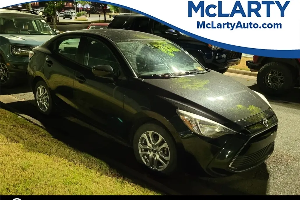 2018 Toyota Yaris iA Base photo 1
