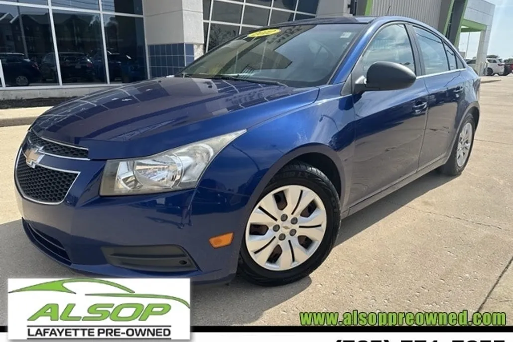 2012 Chevrolet Cruze LS photo 1