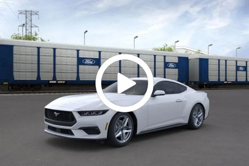 2025 Ford Mustang EcoBoost Premium photo 1