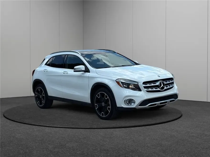 2019 Mercedes Benz GLA 250 photo 1