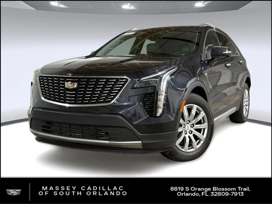 2023 Cadillac XT4 Premium Luxury photo 1