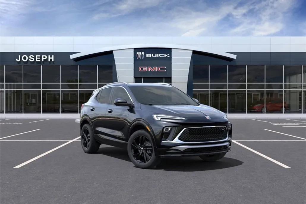 2025 Buick Encore GX Sport Touring photo 1