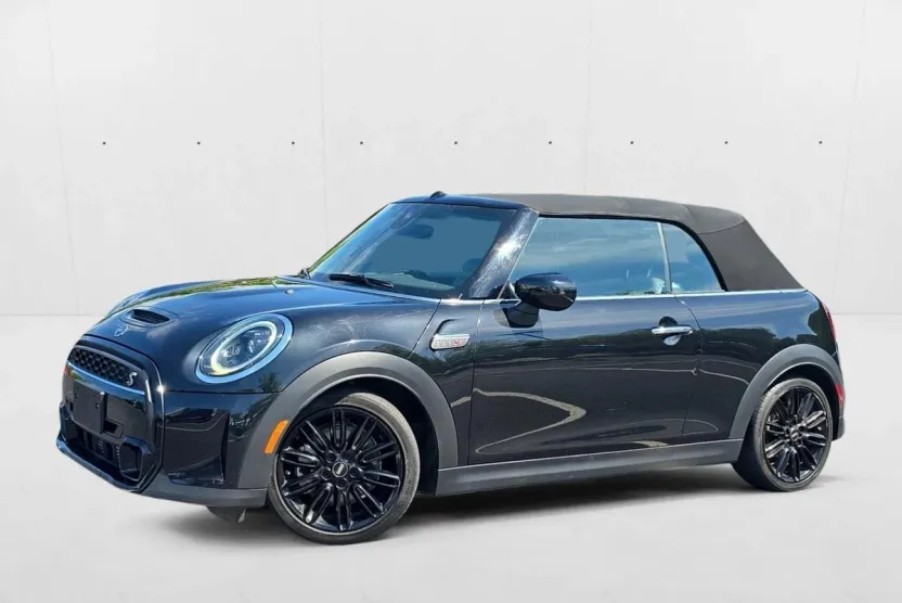 2024 Mini Cooper Convertible S photo 1