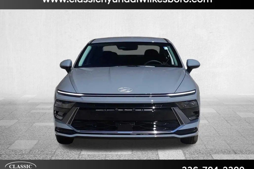 2024 Hyundai Sonata SEL photo 1