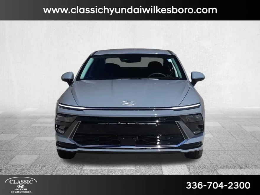 2024 Hyundai Sonata SEL photo 1