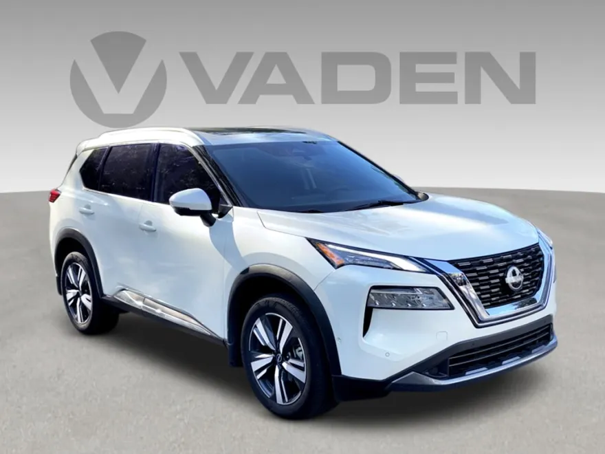 2023 Nissan Rogue SL photo 1