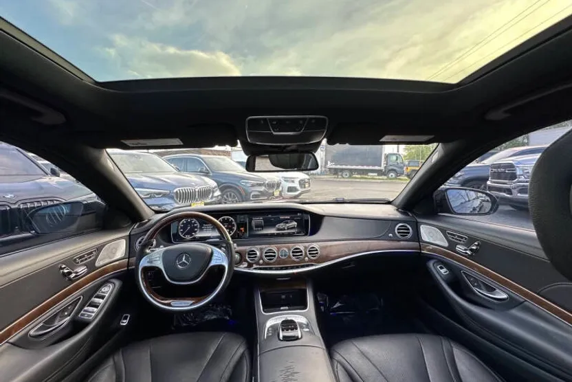 2016 Mercedes Benz S 550 4MATIC photo 1