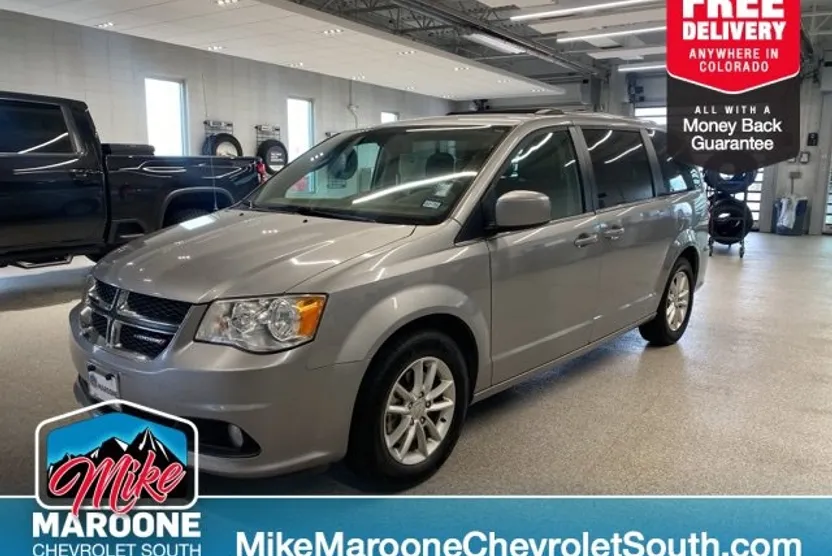 2019 Dodge Grand Caravan SXT photo 1