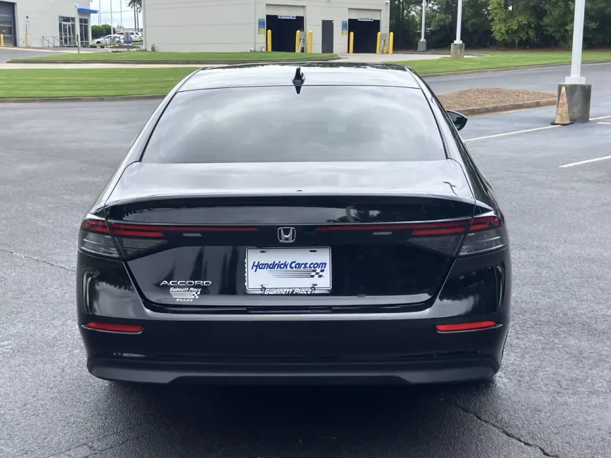 2023 Honda Accord LX photo 1