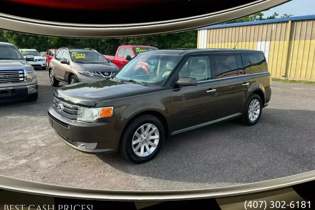 2011 Ford Flex SEL photo 1