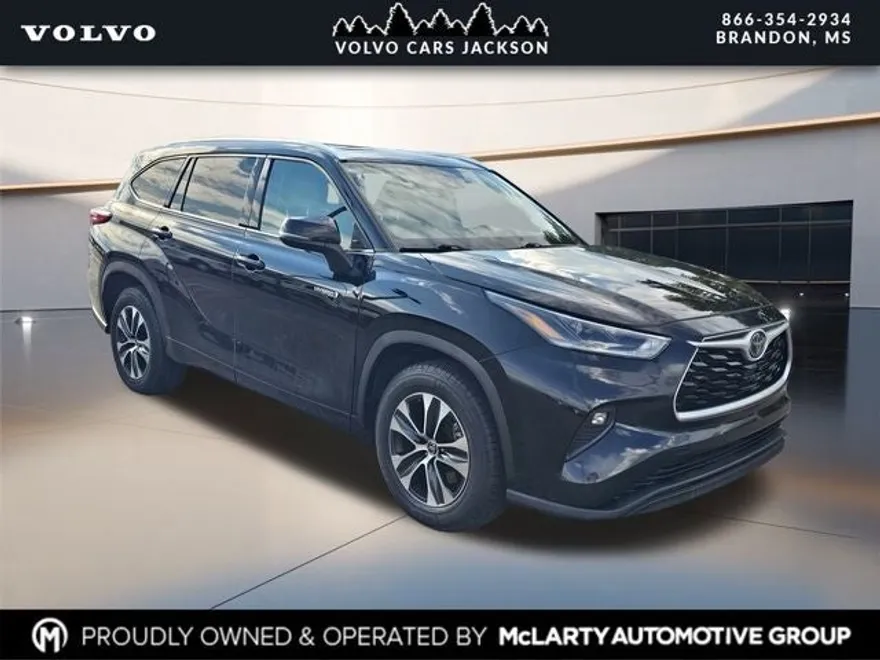 2021 Toyota Highlander Hybrid XLE photo 1