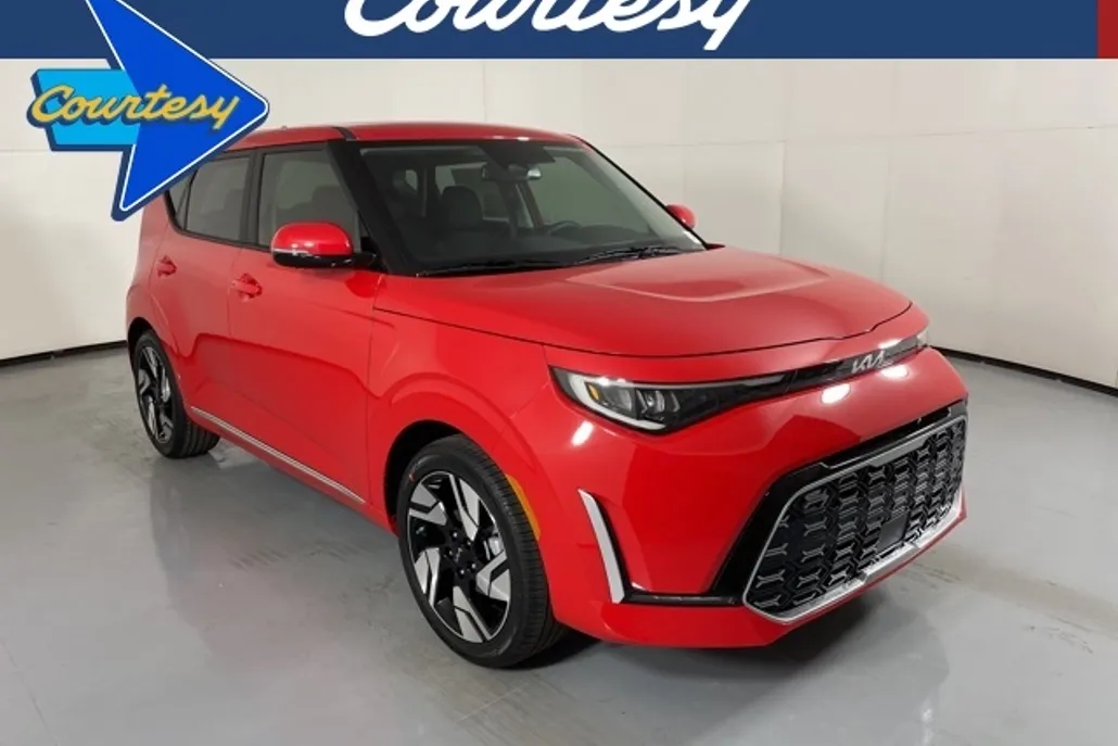 2025 Kia Soul GT-Line photo 1