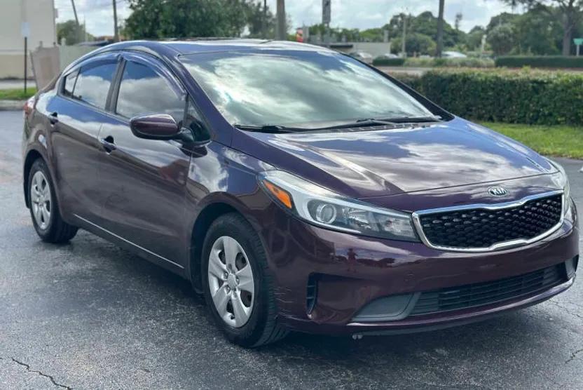 2018 Kia Forte LX Base photo 1