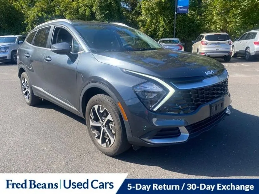 2023 Kia Sportage EX photo 1