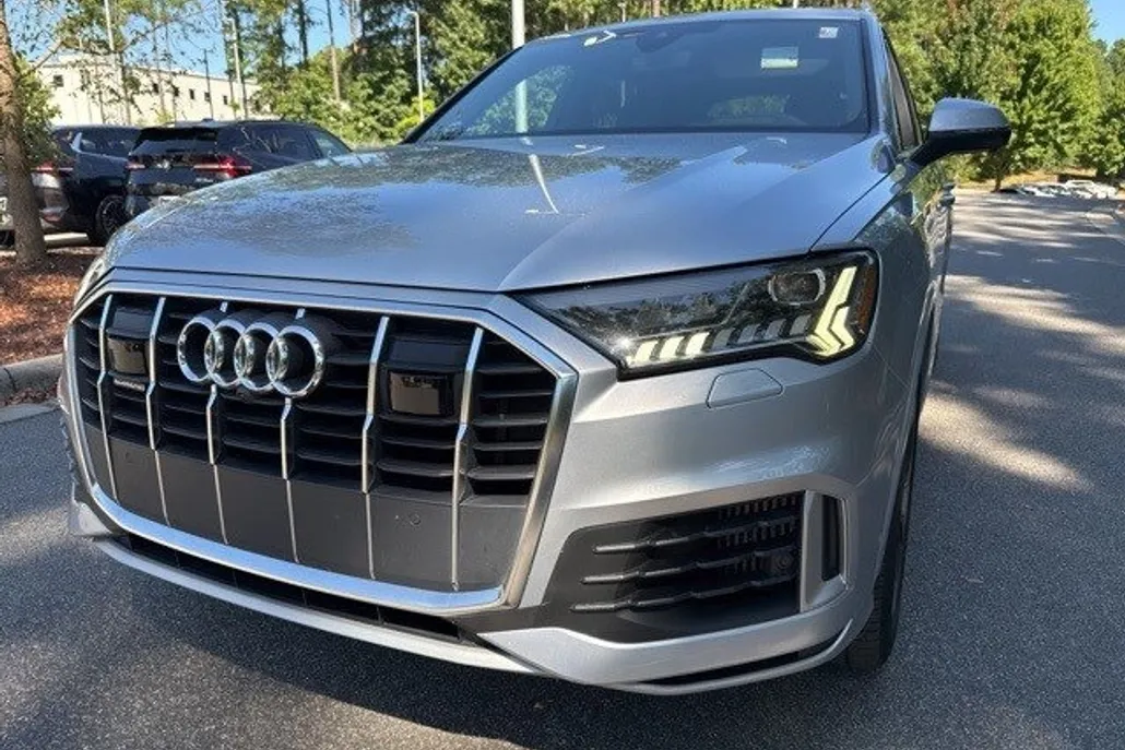 2022 Audi Q7 55 Premium photo 1