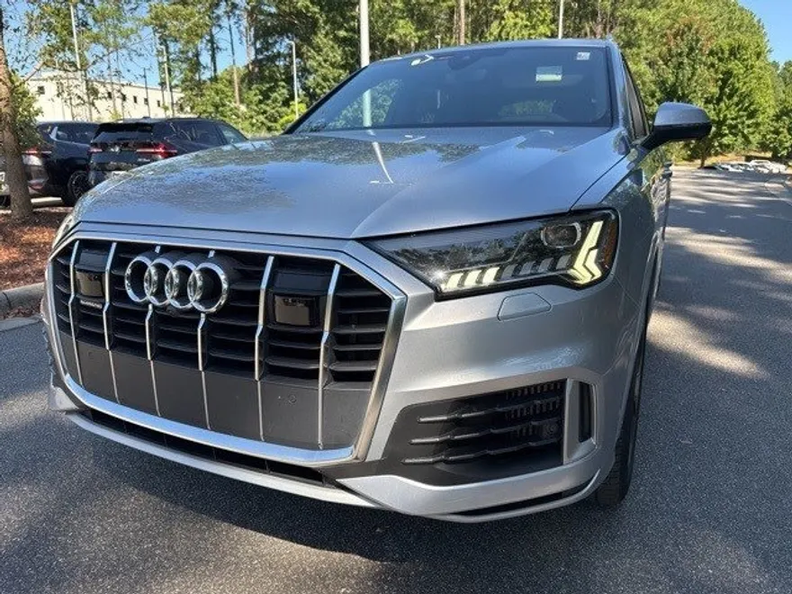 2022 Audi Q7 55 Premium photo 1
