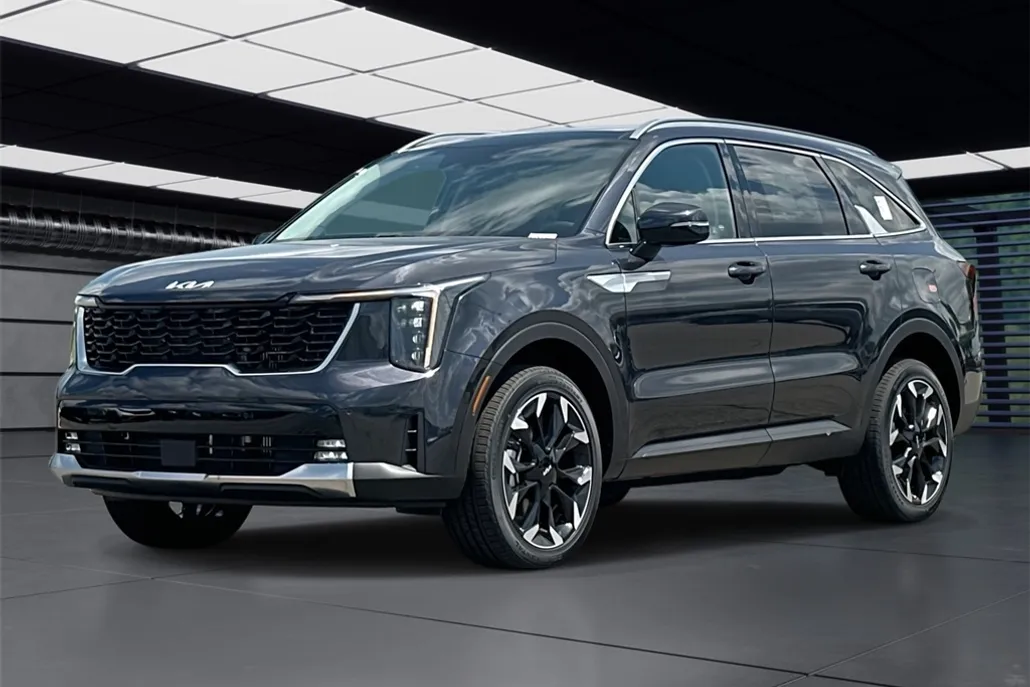 2025 Kia Sorento EX photo 1