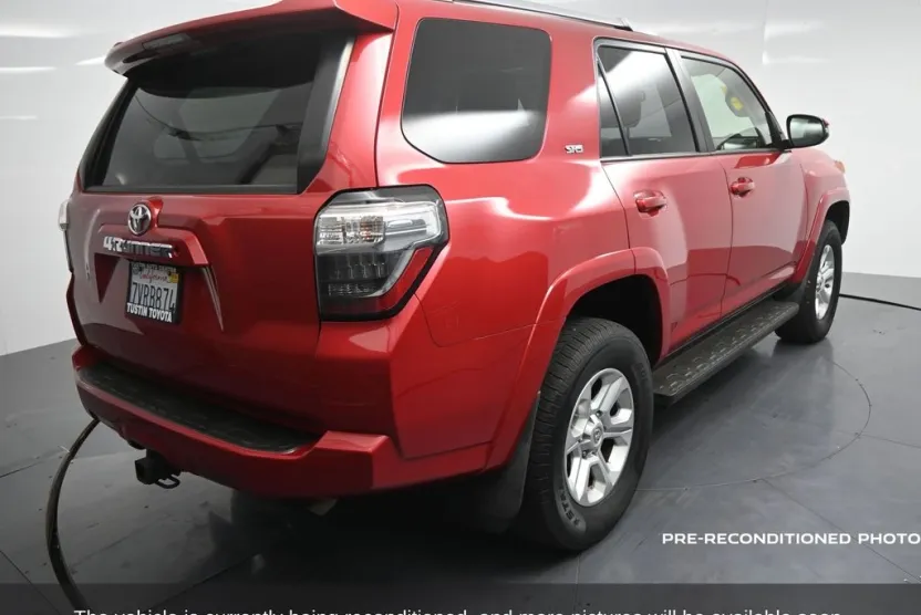 2016 Toyota 4Runner SR5 Premium photo 1