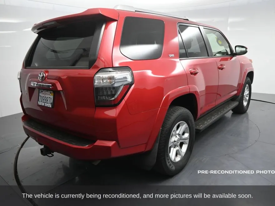 2016 Toyota 4Runner SR5 Premium photo 1