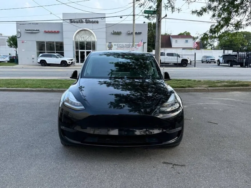 2021 Tesla Model Y Long Range photo 1