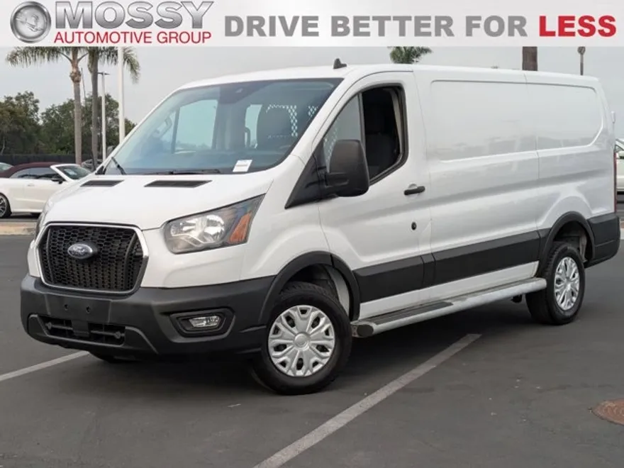 2023 Ford Explorer Cargo Van photo 1